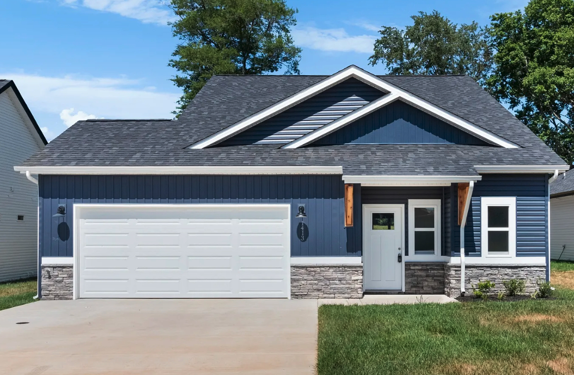 1413 Dan Brown Dr 